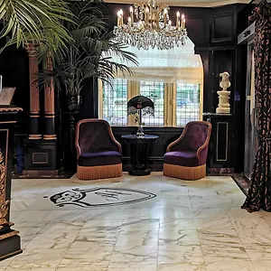 Apollofirst Boutique Амстердам
