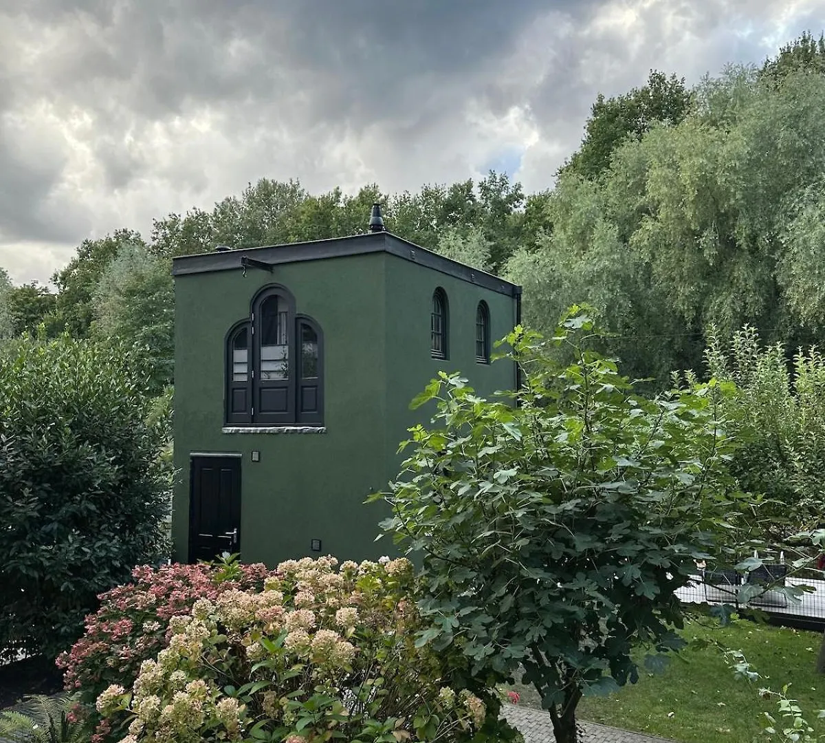 Tiny House At Amsterdamse Bos Apartment 0*, Amsterdam Netherlands