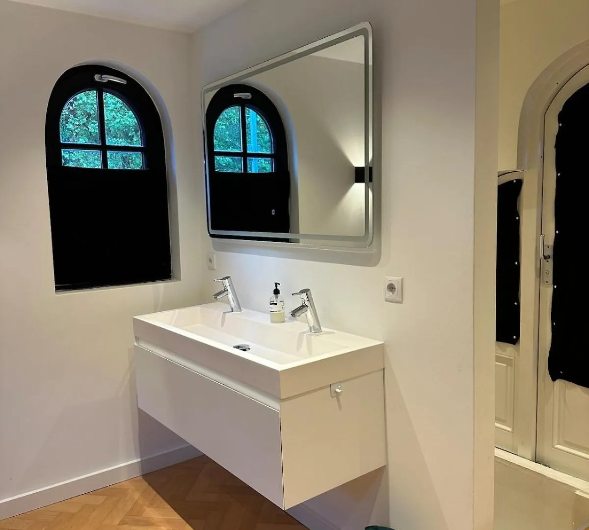 Tiny House At Amsterdamse Bos Apartment