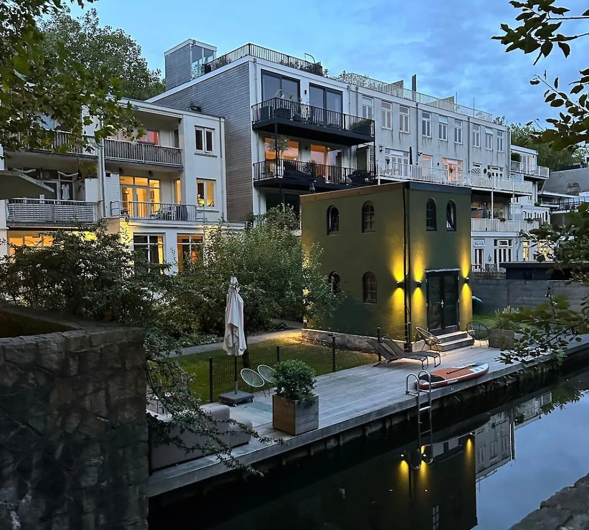 Tiny House At Amsterdamse Bos Apartment  Amsterdam